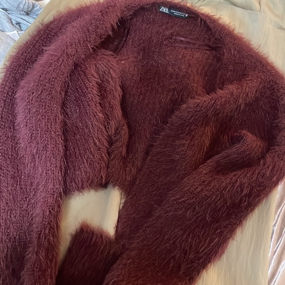 Zara set crop top with a crop top cardigan - Picture 4 of 5